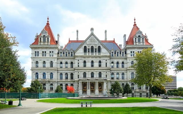 How Many Federal Courts Are in New York?